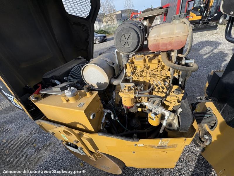 Photo Caterpillar CB22  image 12/13