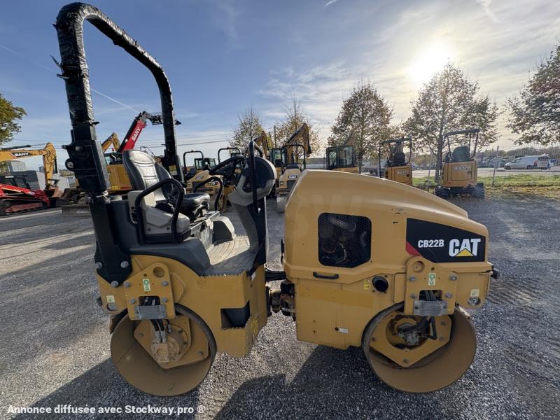 Photo Caterpillar CB22  image 4/13