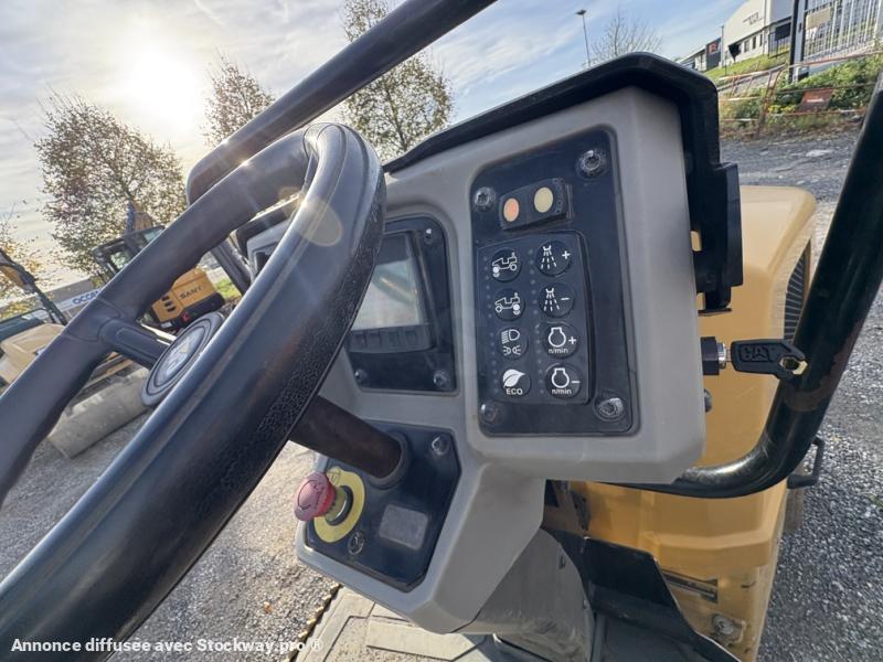 Photo Caterpillar CB22  image 7/13