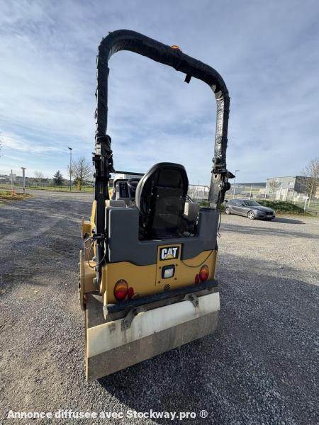 Photo Caterpillar CB24  image 2/11