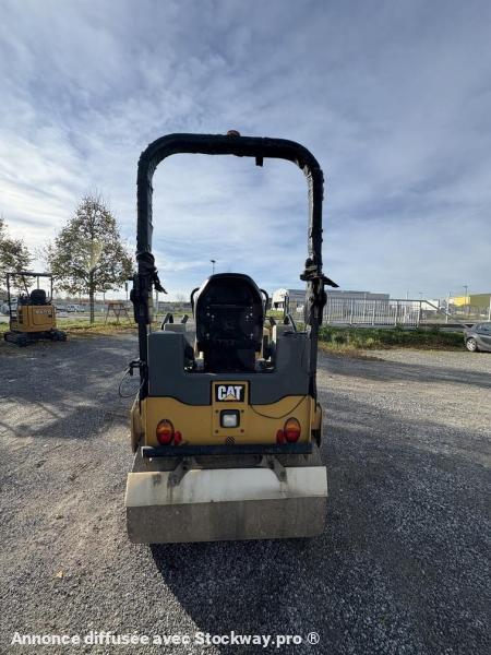 Photo Caterpillar CB24  image 3/11