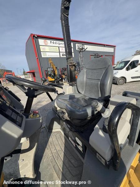 Photo Caterpillar CB24  image 7/11