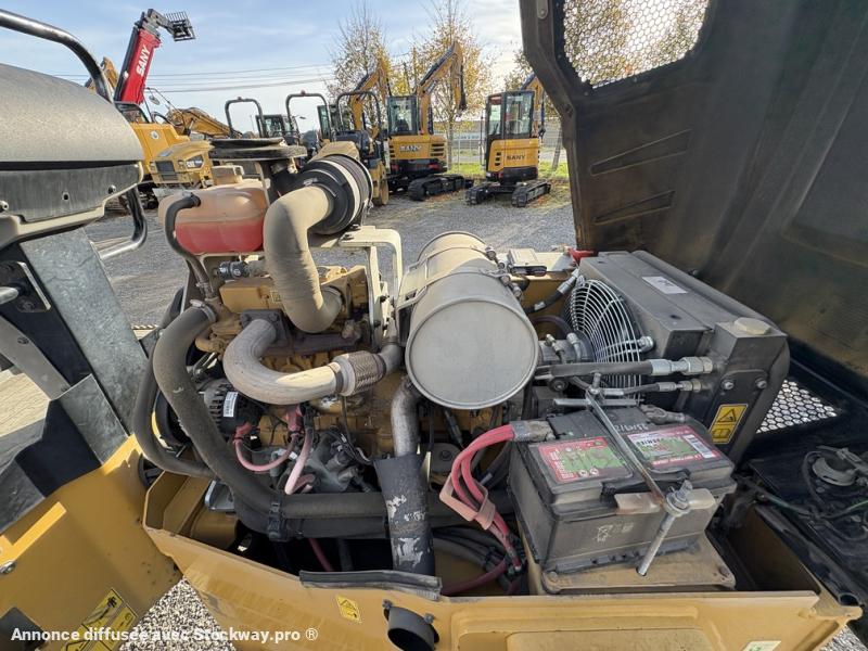 Photo Caterpillar CB24  image 9/11