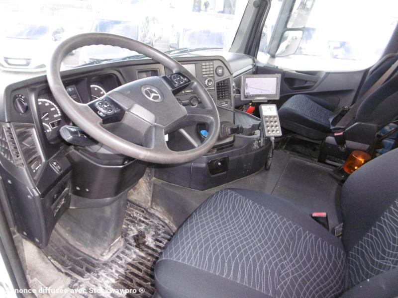 Photo Mercedes Arocs 3240 image 14/17