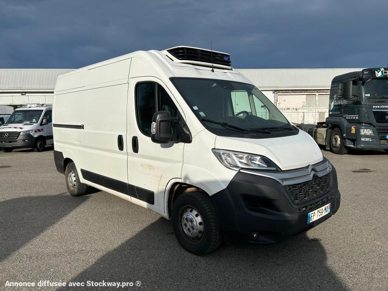 Photo Citroën Jumper 35 L2H2 2.2 BlueHDi 165 image 3/12