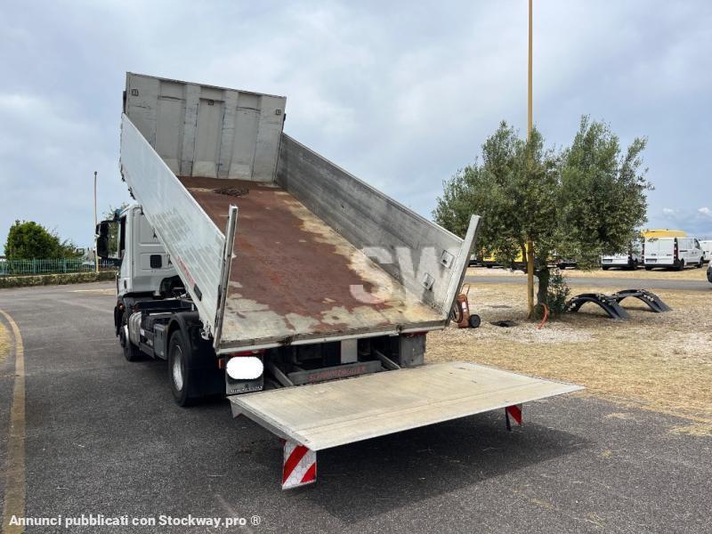 Photo Iveco Eurocargo 120 E 25 image 5/31