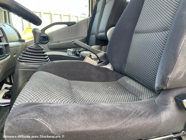 Photo Renault Maxity 140.35 image 11/12