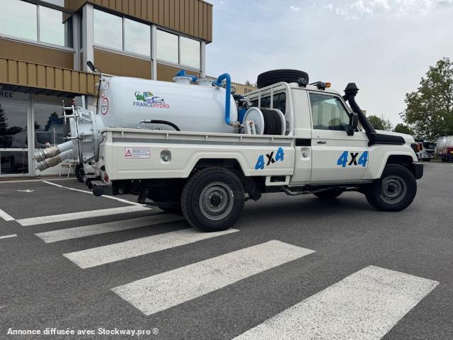 Photo Toyota Land Cruiser  image 2/35