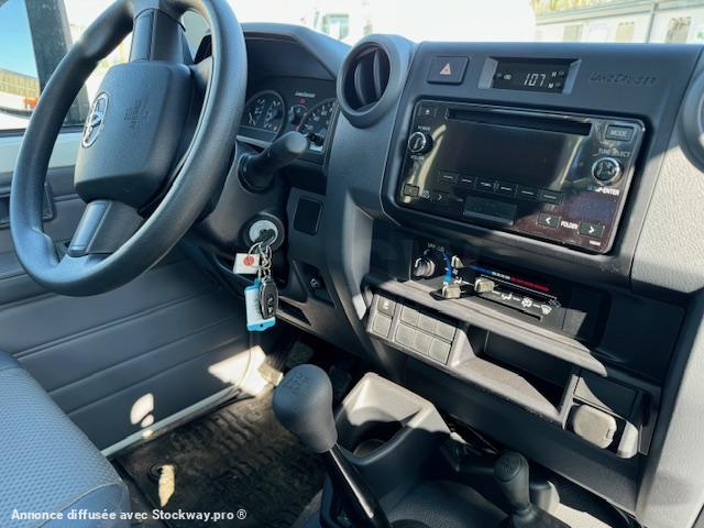 Photo Toyota Land Cruiser  image 30/35