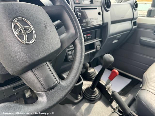 Photo Toyota Land Cruiser  image 31/35