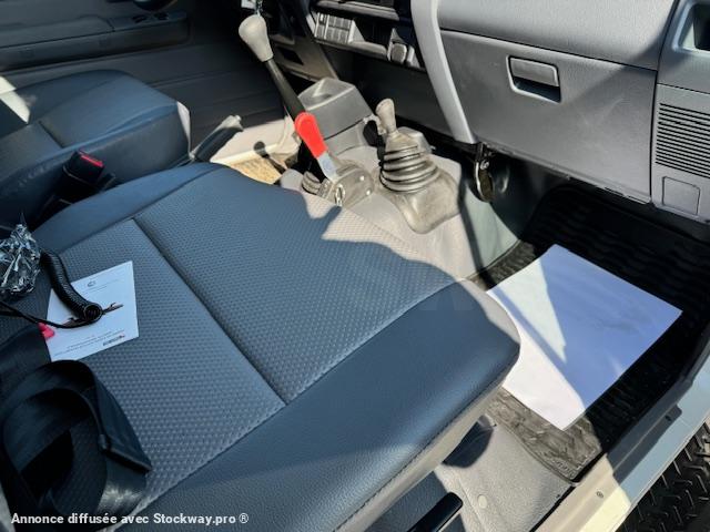 Photo Toyota Land Cruiser  image 34/35