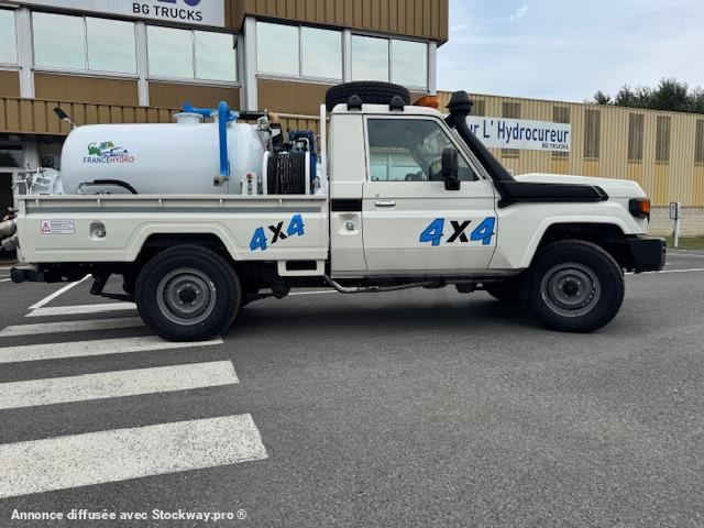 Photo Toyota Land Cruiser  image 4/35