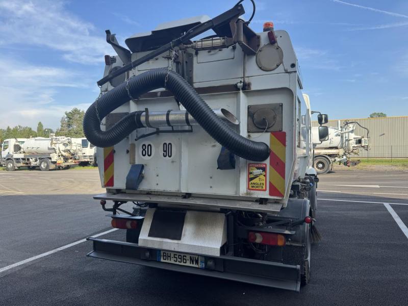 Engin de voirie Renault Midlum 220 Camion balayeuse
