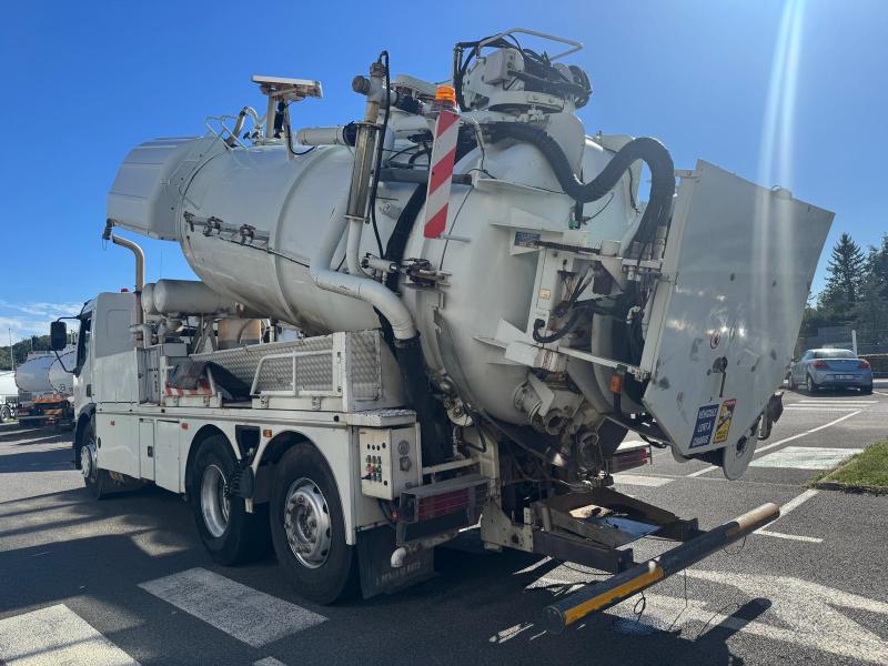 Engin de voirie Renault Premium 370 DCI Camion hydrocureur