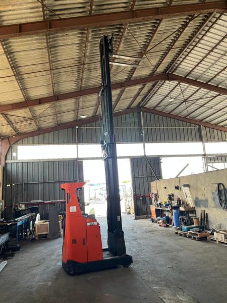 Chariot à prise latérale Toyota BT RRE140