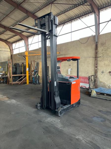 Chariot à prise latérale Toyota BT RRE140