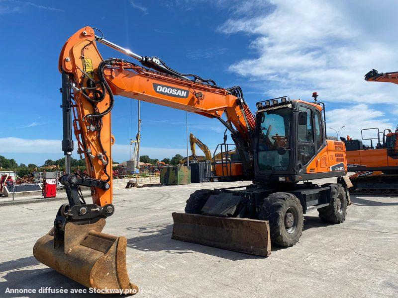 Doosan DX160W 