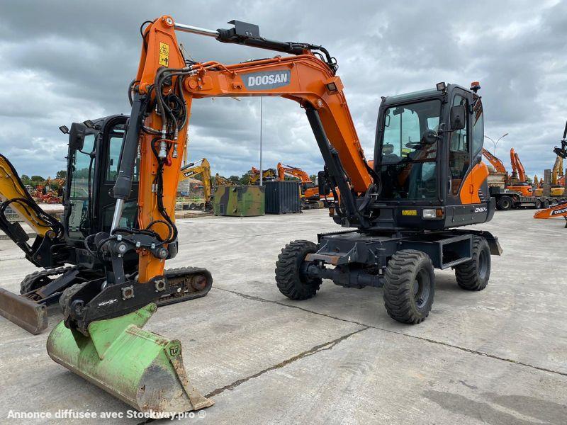 Doosan DX57W 