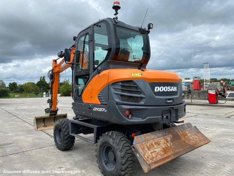 Photo Doosan DX57W  image 2/5