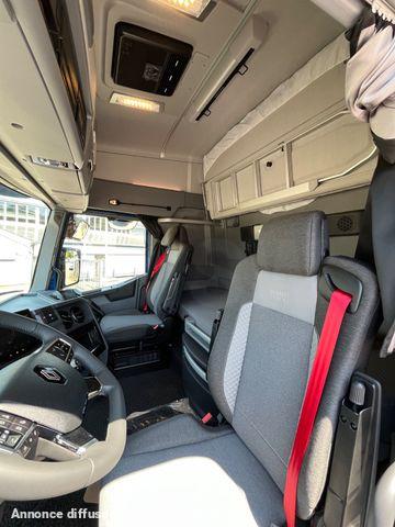 Photo Renault T-High 520 image 11/11