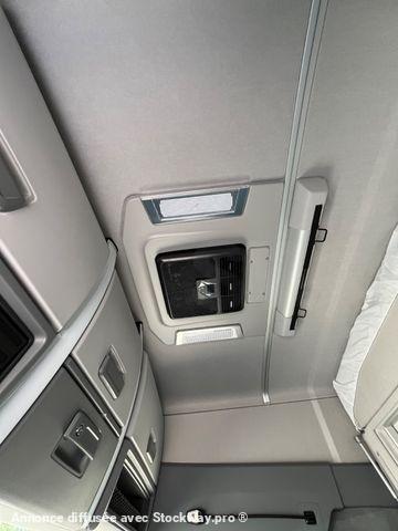 Photo Renault T-High 520 image 7/11