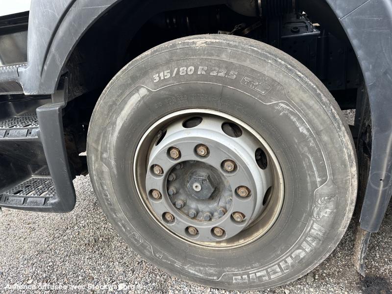 Photo Iveco Stralis 190 S 36 image 23/24