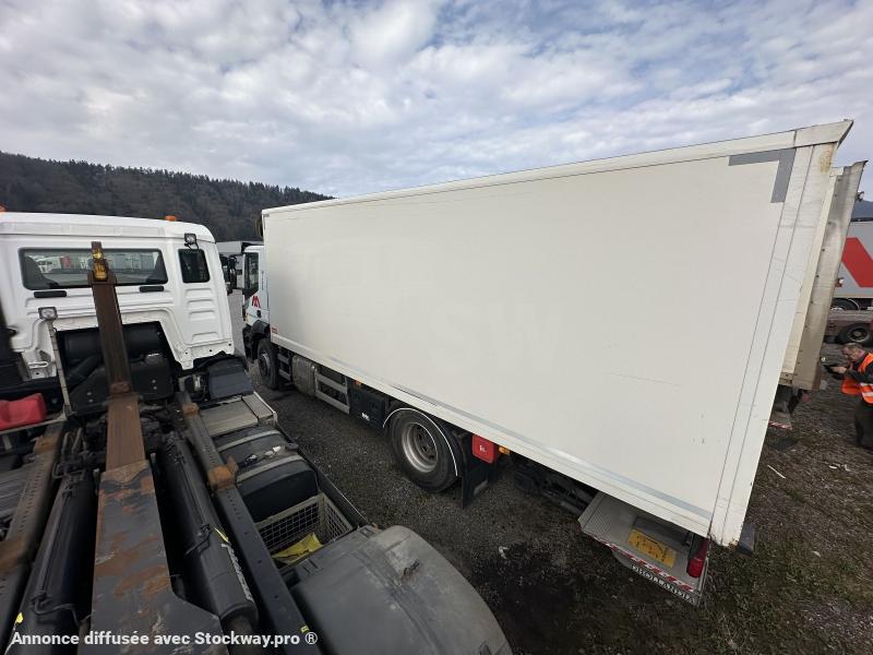Photo Iveco Stralis 190 S 36 image 6/24