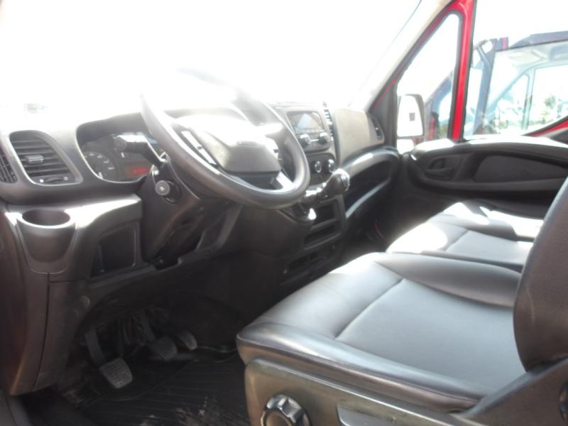 Benne Iveco Daily 35C12 Benne arrière