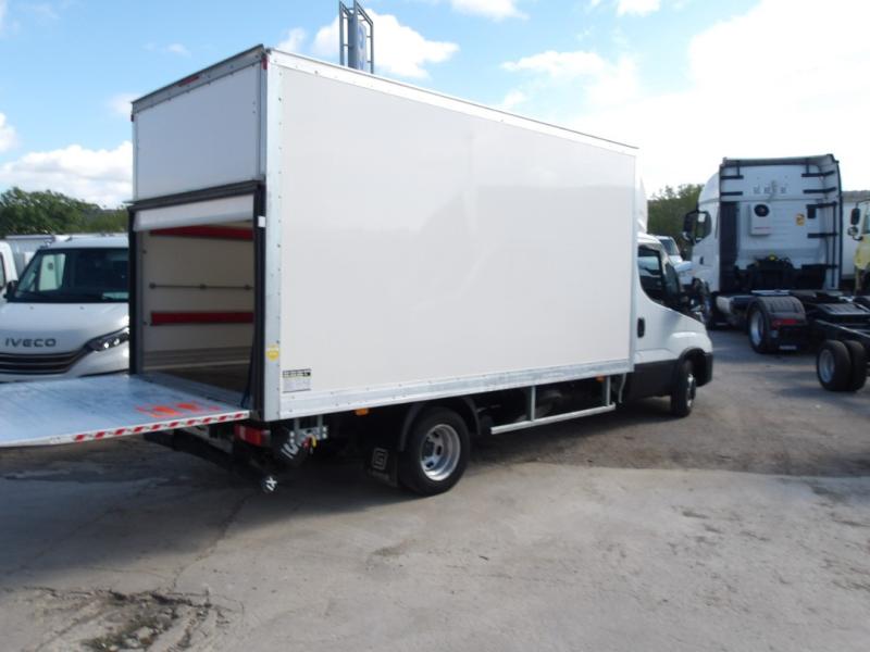 Caisse grand volume Iveco Daily 35C16