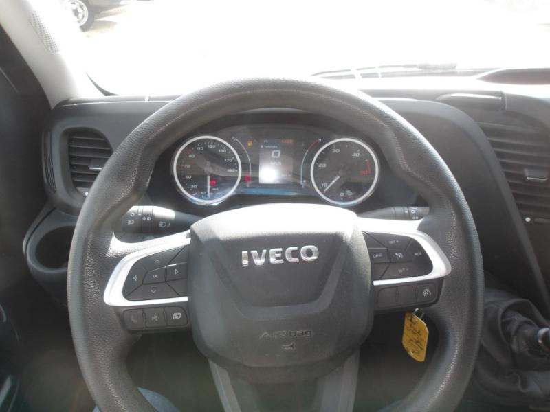 Benne Iveco Daily 35C14D Benne arrière