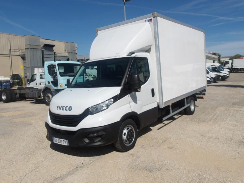 Utilitaire Iveco Daily 35C16 Caisse grand volume
