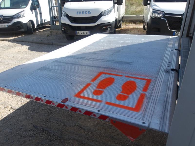 Caisse grand volume Iveco Daily 35C16