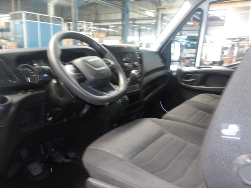 Benne Iveco Daily 35S14 Benne arrière