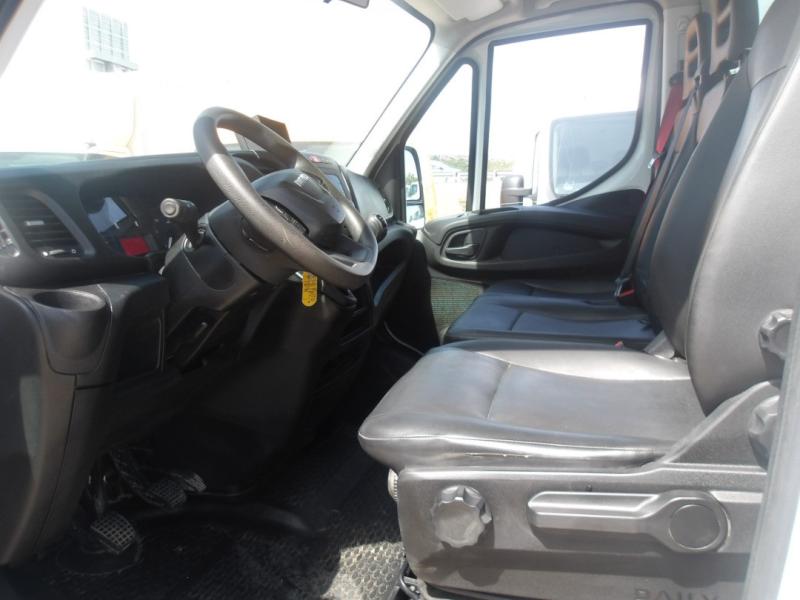 Benne Iveco Daily 35C16 Benne arrière