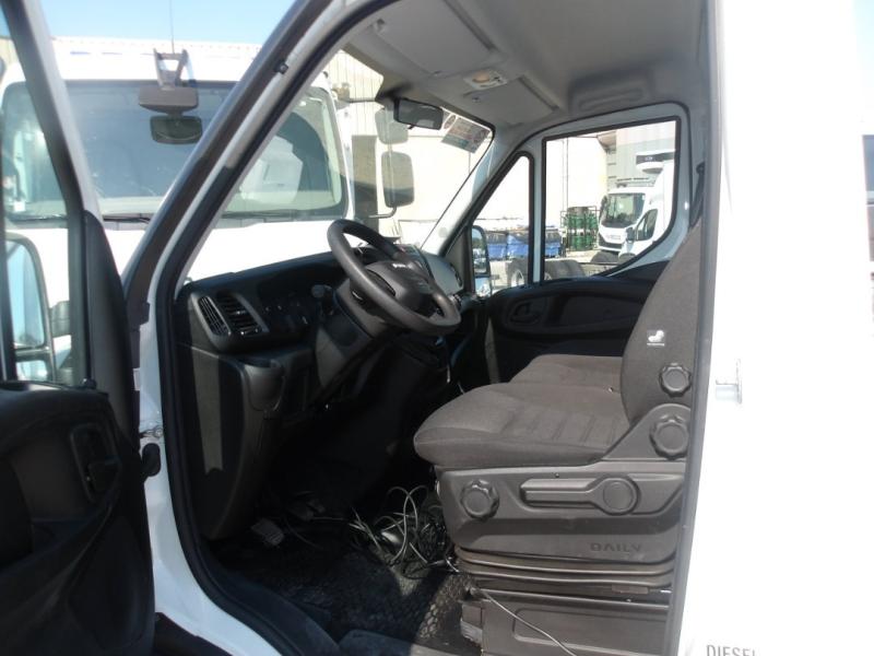 Véhicules spéciaux Iveco Daily 35C16 Porte voitures