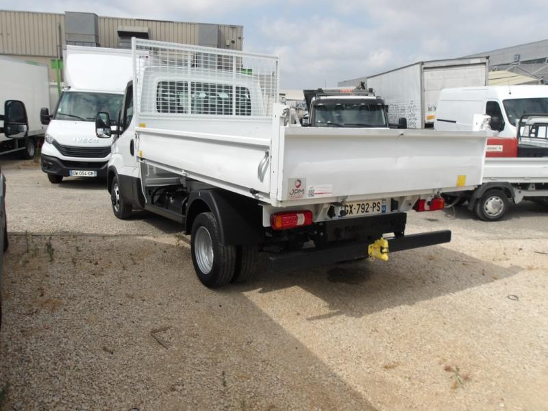 Benne Iveco Daily 35C16 Benne arrière