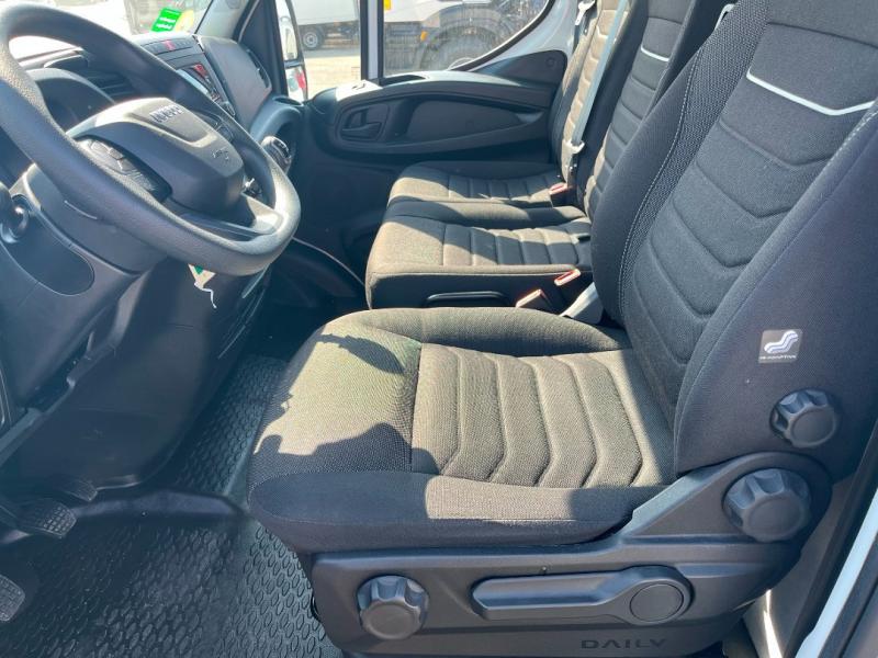 Caisse grand volume Iveco Daily 35C16