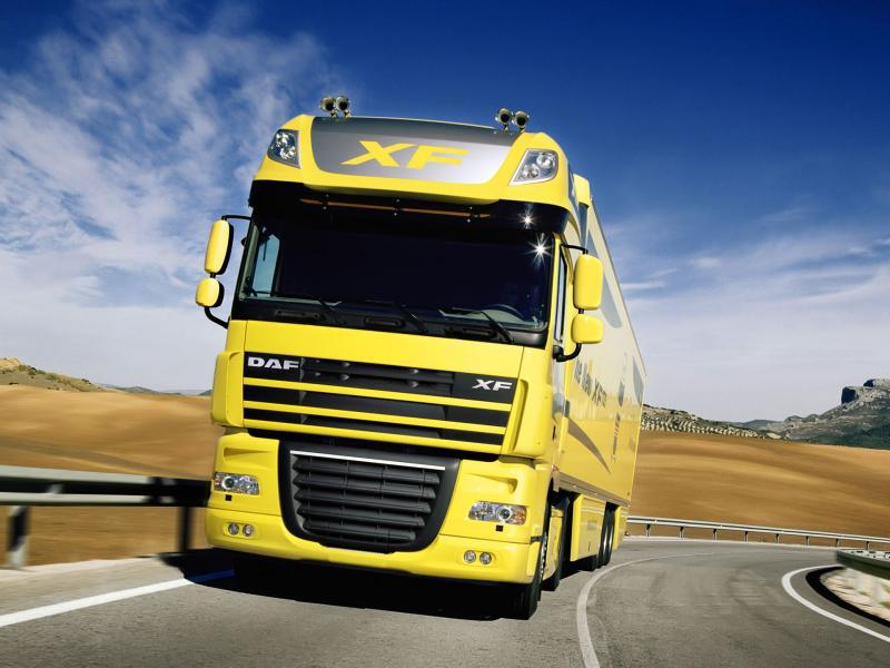 Cabeza tractora DAF XF105