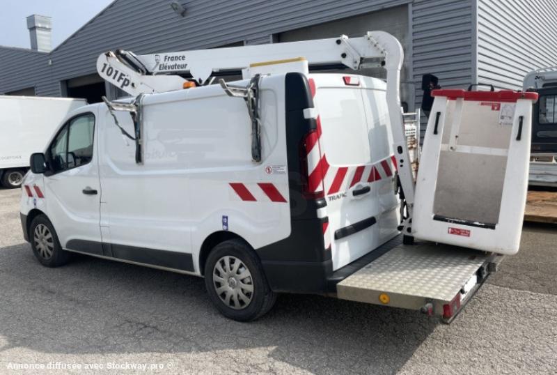 Photo Renault Trafic L1H1 DCI 145 image 4/10