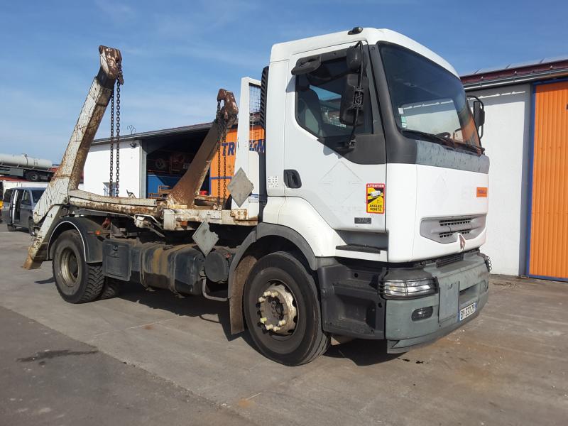 truck Renault Premium 370 DCI Trailer body two loading arms with chains
