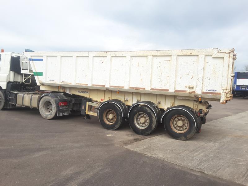 Semi-trailer Kaiser Dump body Construction tipper