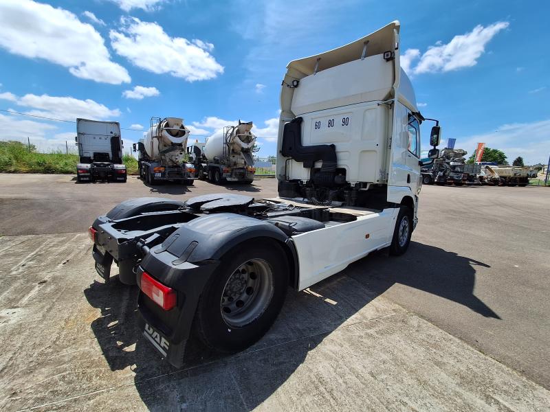 Tracteur DAF CF 460