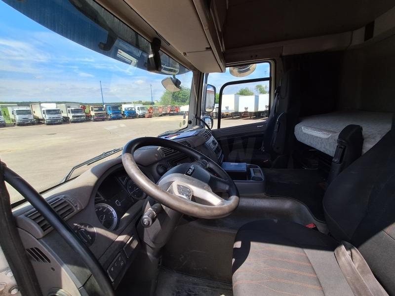 Tracteur DAF CF 460