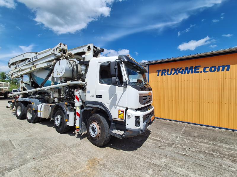 Camión Volvo FMX 450 Mezclador bomba