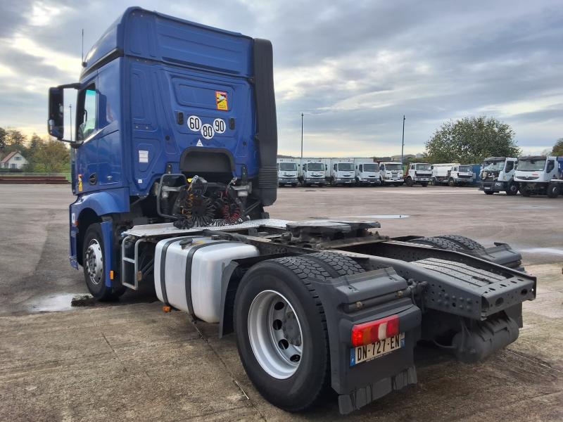 Tracteur Mercedes Actros 1840