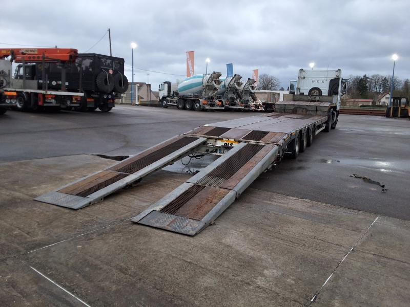 Semi-trailer Max Trailer F-S43-1A1YM Low loader