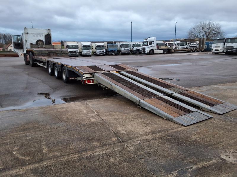 Semi-trailer Max Trailer F-S43-1A1YM Low loader