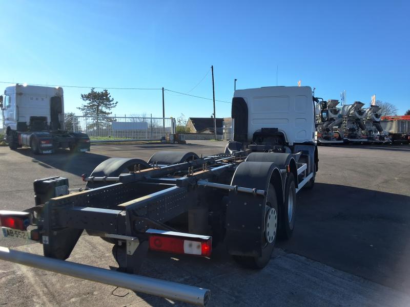 truck Renault Premium 370.26 DXI Chassis