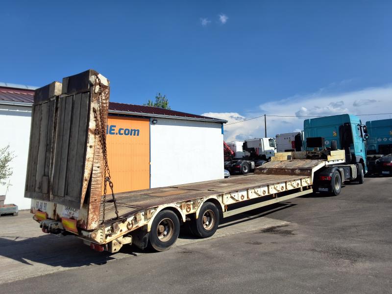 Semi-remorque Kaiser S3802F Porte engins