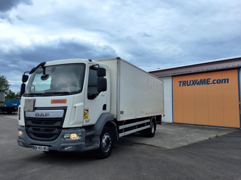Camion DAF LF 250 Fourgon